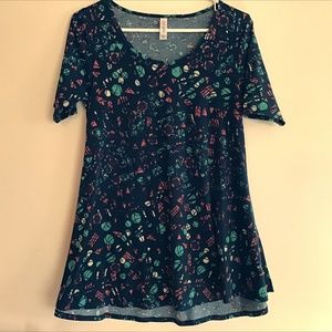 LuLaRoe XS Perfect Tee